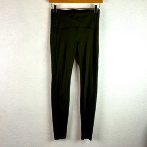 Lululemon dark green laser cut design leggings 6